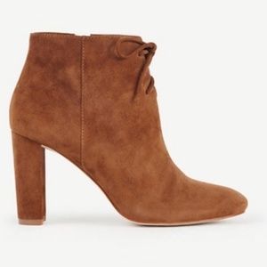 ANN TAYLOR TAN SUEDE OPHELIA LACE UP BOOTIE